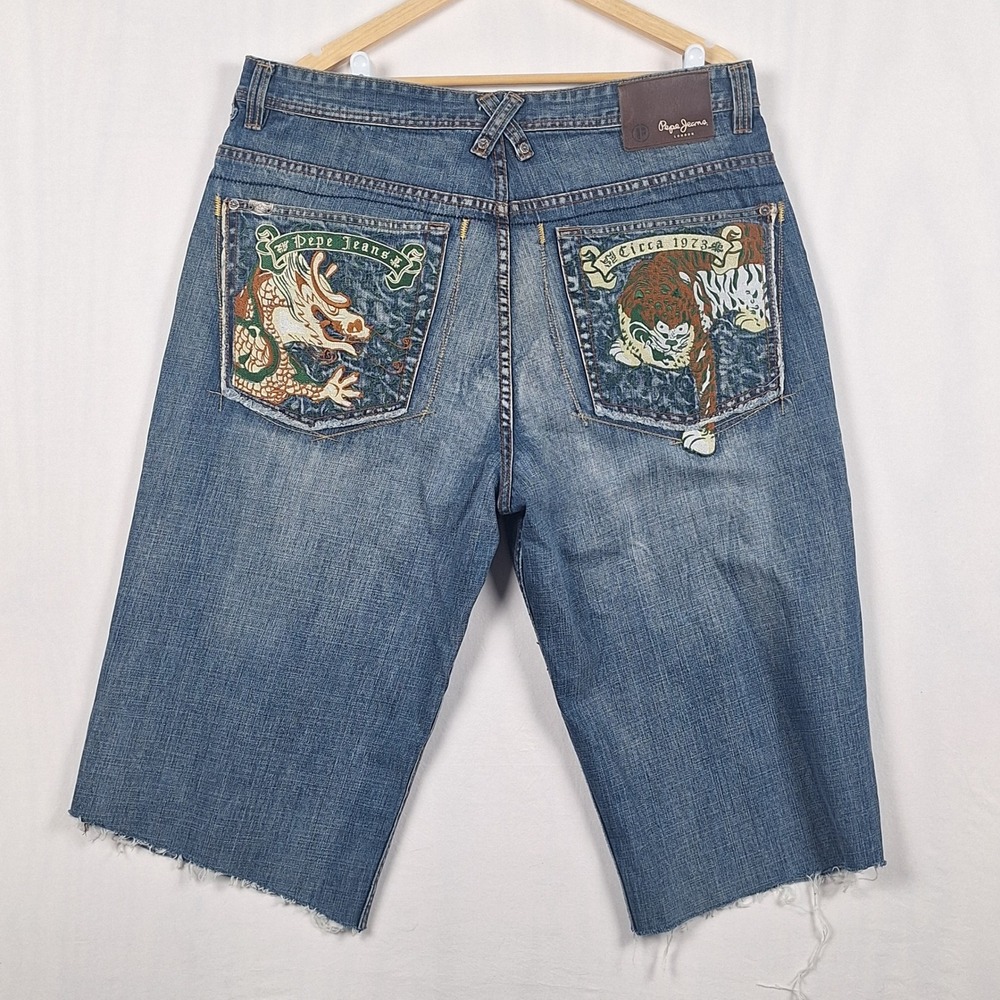 Pepe Jeans London Vintage Y2K Embroidered Dragon Tiger Denim Shorts Jorts Blue - Picture 8 of 16